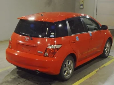 Toyota IST