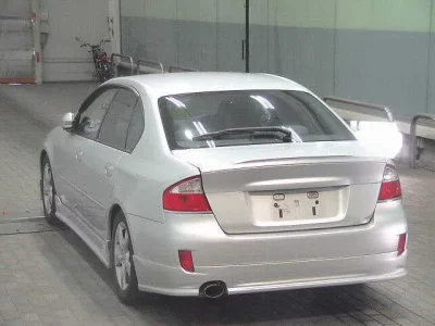Subaru LEGACY B4