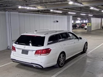 Mercedes-Benz E CLASS WAGON