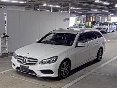Mercedes-Benz E CLASS WAGON