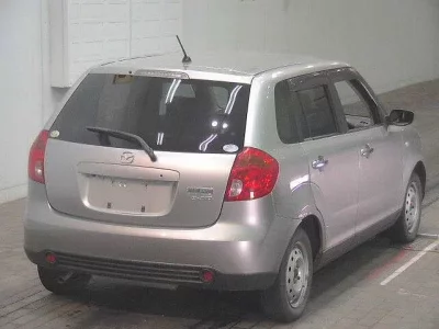 Mazda VERISA
