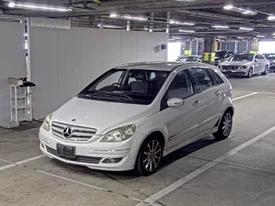 Mercedes-Benz B CLASS