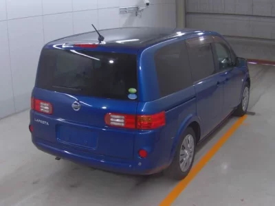 Nissan LAFESTA