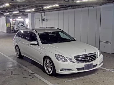 Mercedes-Benz E CLASS WAGON