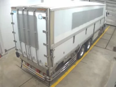 Hino TRUCK