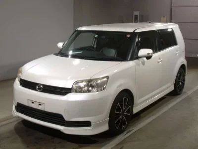 Toyota COROLLA RUMION