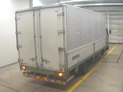 Mitsubishi FUSO FIGHTER