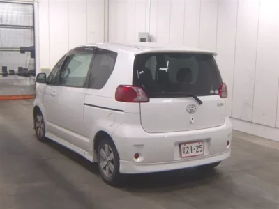Toyota PORTE