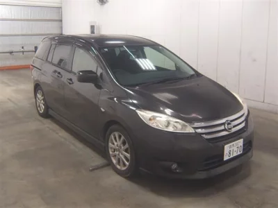 Nissan LAFESTA