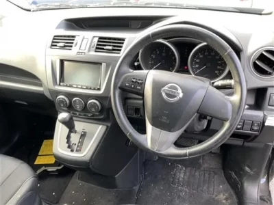 Nissan LAFESTA