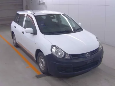 Nissan AD