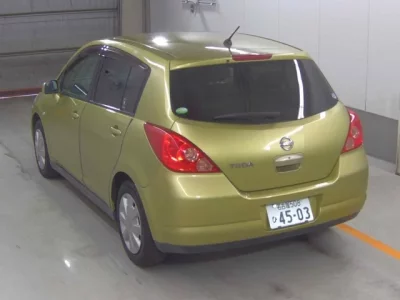 Nissan TIIDA
