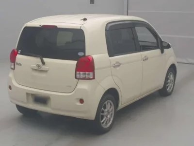 Toyota PORTE