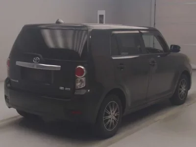 Toyota COROLLA RUMION