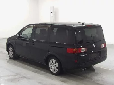 Nissan LAFESTA