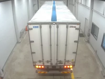 Isuzu TRUCK
