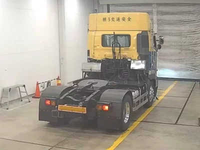 Hino TRUCK