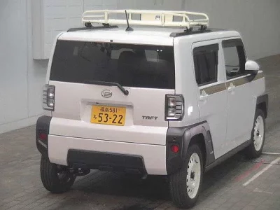 Daihatsu TAFT