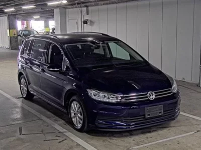Volkswagen GOLF TOURAN