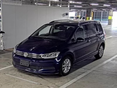 Volkswagen GOLF TOURAN