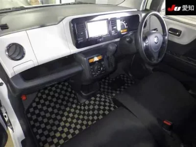 Suzuki MRWAGON