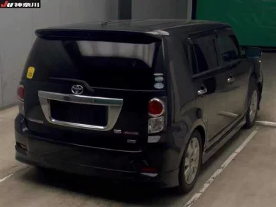 Toyota COROLLA RUMION