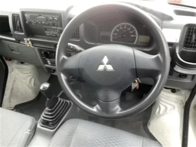 Mitsubishi MINICAB TRUCK
