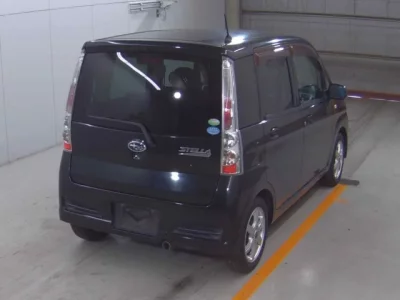 Subaru STELLA