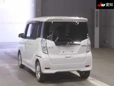 Mitsubishi EK SPACE