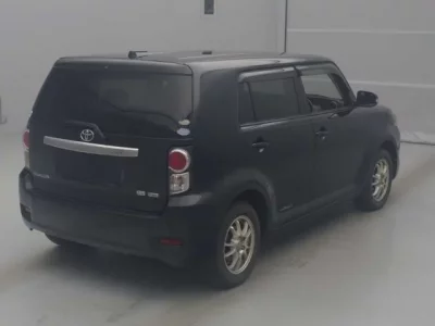 Toyota COROLLA RUMION