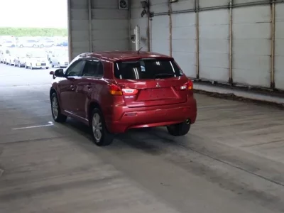 Mitsubishi RVR