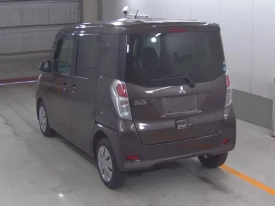Mitsubishi EK SPACE