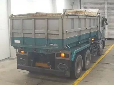Hino TRUCK