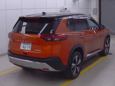 Nissan X-TRAIL
