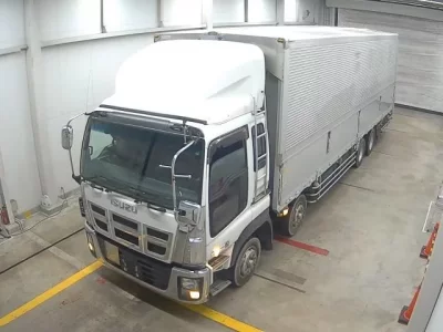Isuzu TRUCK