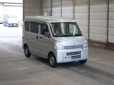 Mitsubishi MINICAB VAN