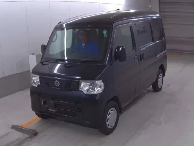 Nissan CLIPPER VAN