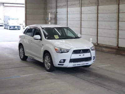 Mitsubishi RVR