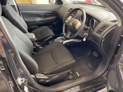 Mitsubishi RVR