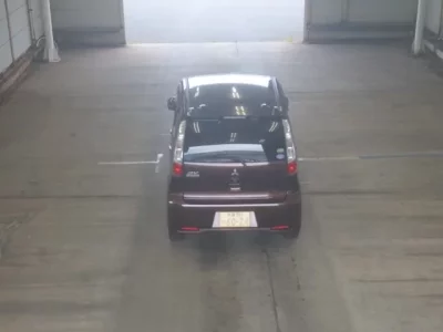 Mitsubishi EK CUSTOM