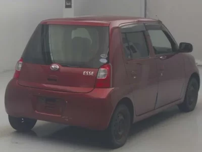 Daihatsu Esse