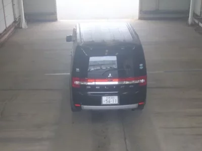 Mitsubishi DELICA D5