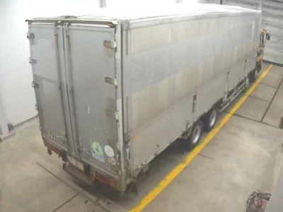 Isuzu TRUCK