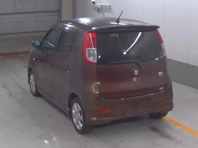 Suzuki MRWAGON