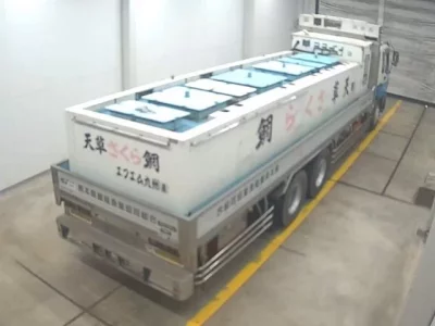 Isuzu TRUCK