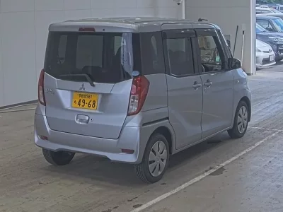 Mitsubishi EK SPACE