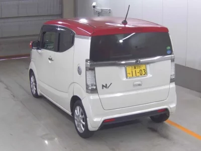 Honda N BOX SLASH