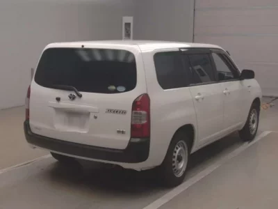 Toyota SUCCEED