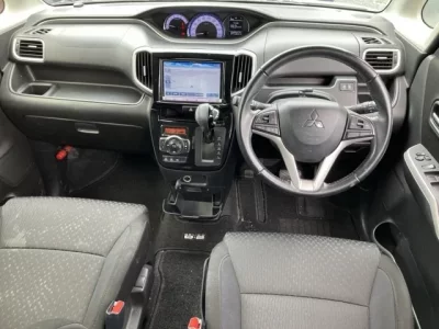 Mitsubishi DELICA D2