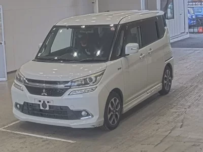 Mitsubishi DELICA D2